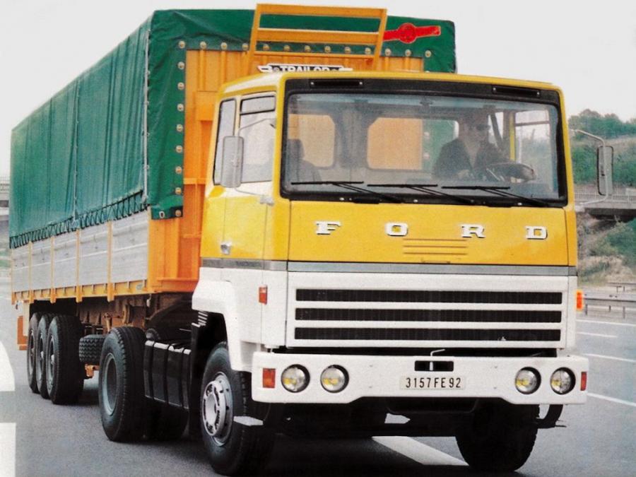  Ford Transcontinental 4x2 Tractor 1975 года  (фото 4 из 16)